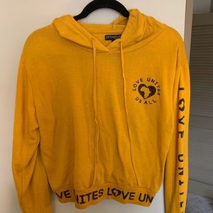 Cropped Hoodie